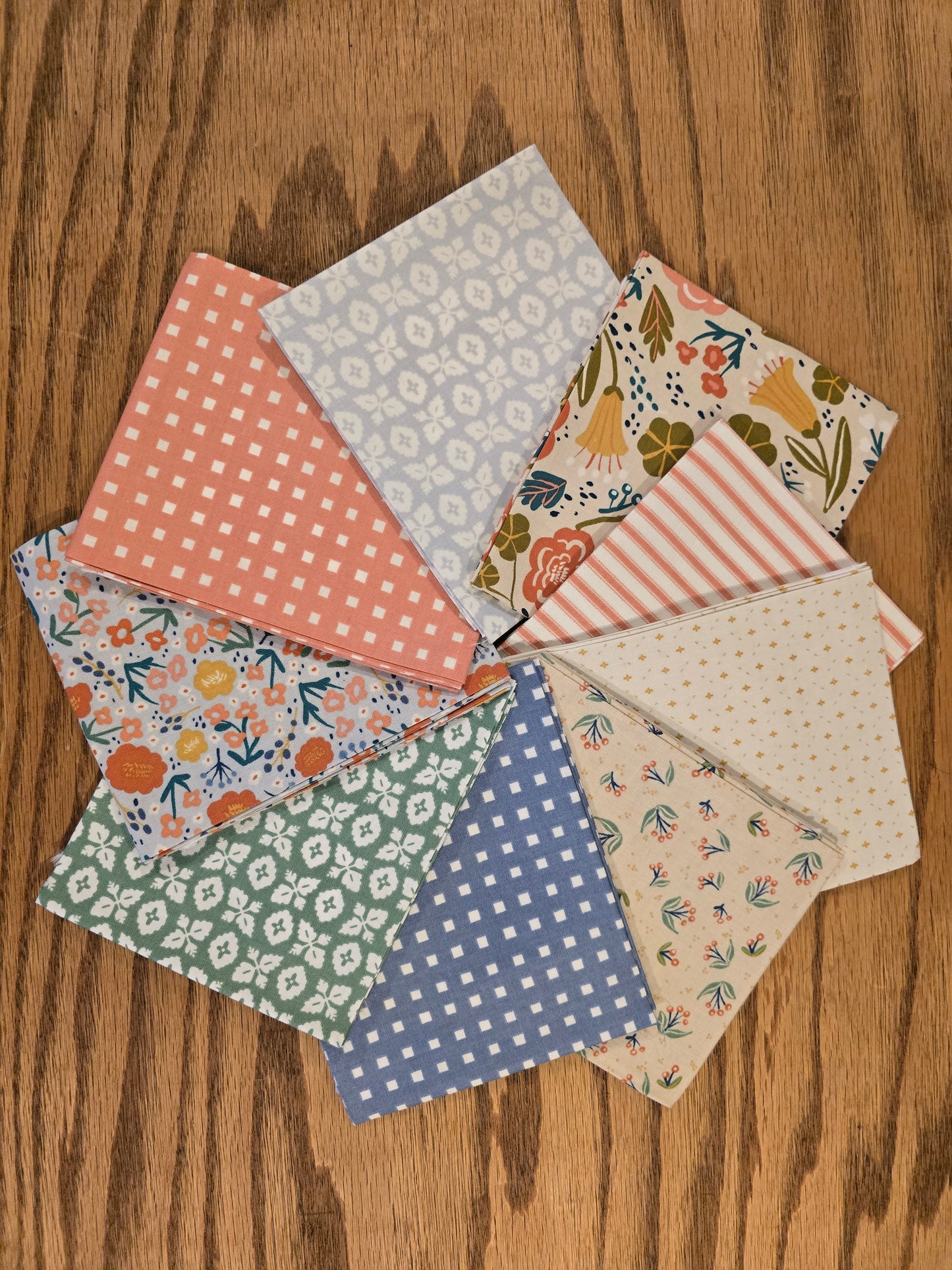 Ivy Reese - 9 piece Fat Quarter Bundle by Deena Rutter