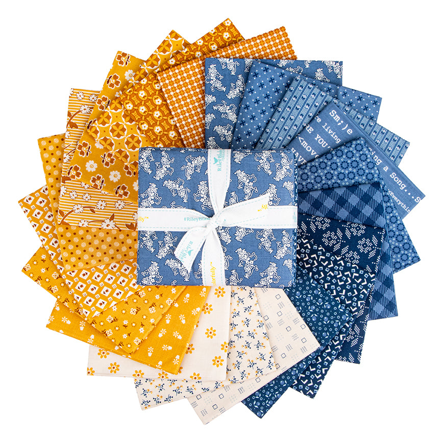 Denim & Daisy Fat Quarter Bundle by Lori Holt