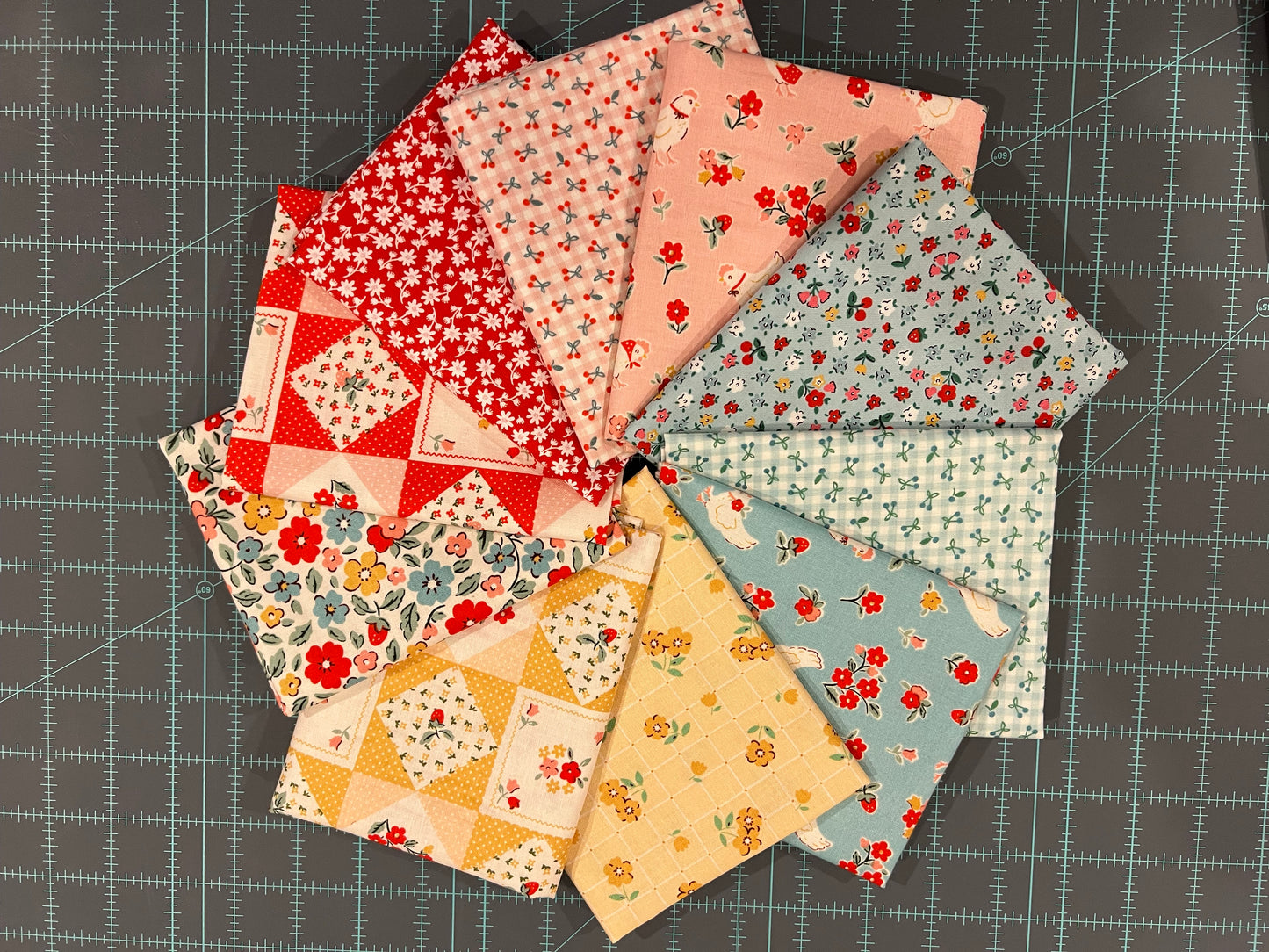 Farmhouse Fancy Fat Quarter Bundle 10 pieces + Panel