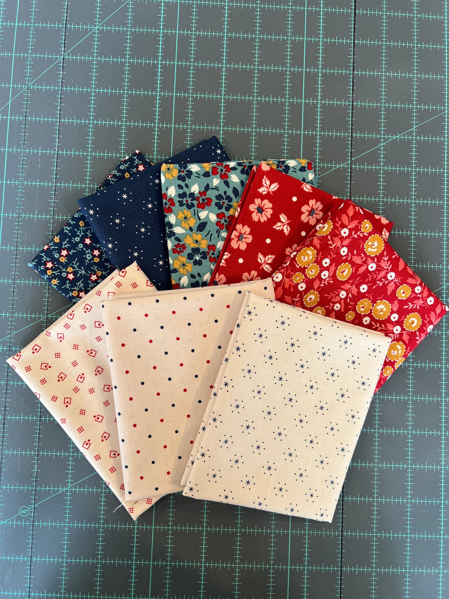 Red, White and Blue Fat Quarter Bundle - Featuring Americana by Lori Holt - 8 pcs